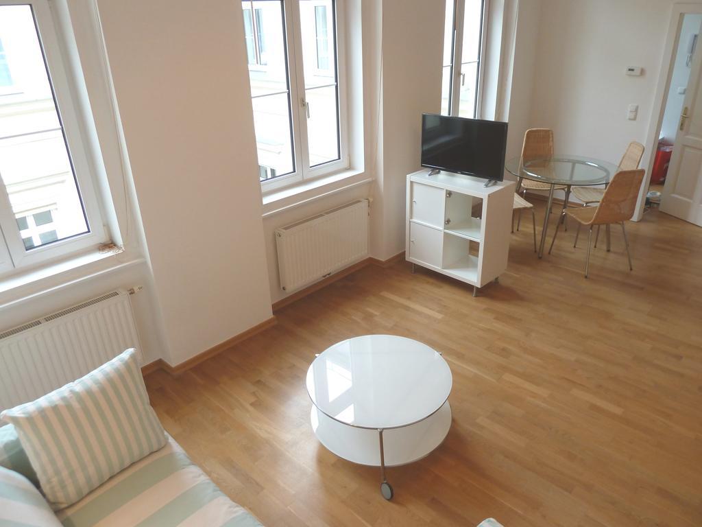 Sobieski Center Apartments Виена Екстериор снимка