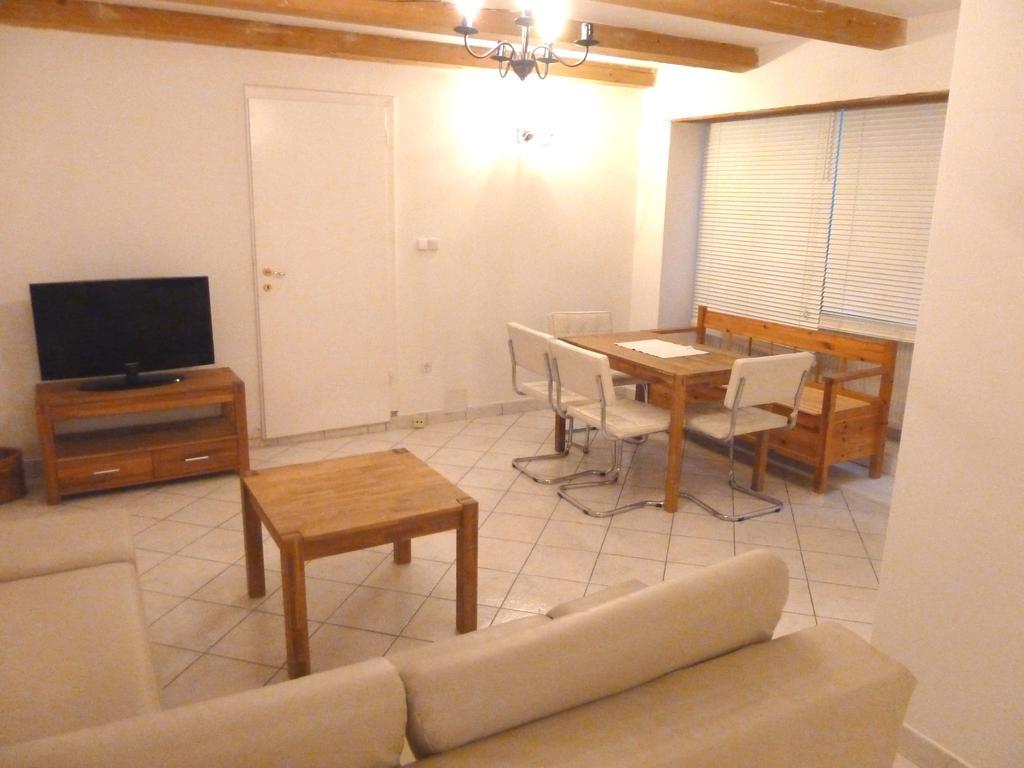 Sobieski Center Apartments Виена Екстериор снимка